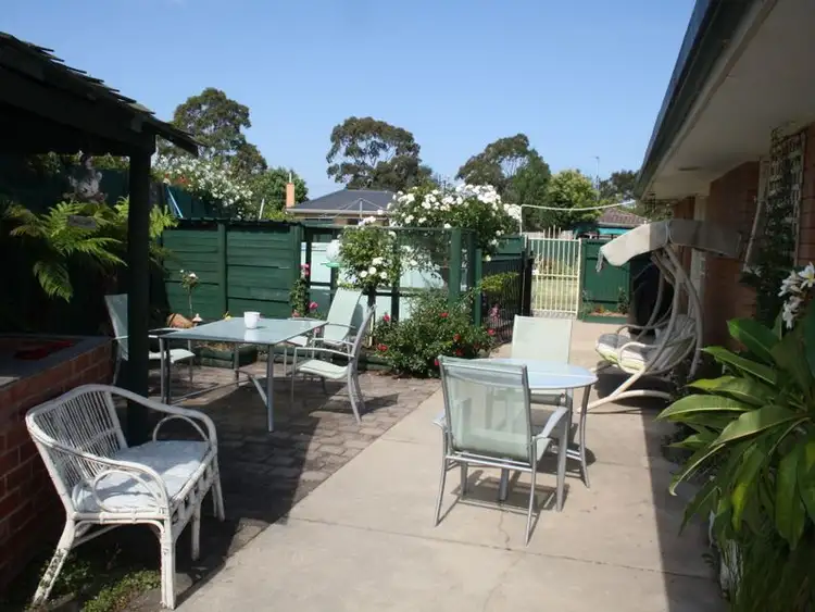 Second view of Homely house listing, 7 Beckly Court, Bairnsdale VIC 3875