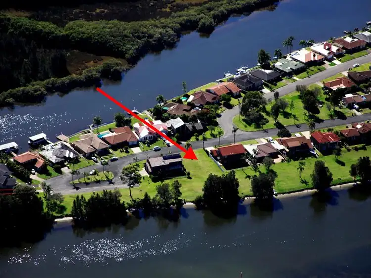 114 Taree Street, Tuncurry NSW 2428