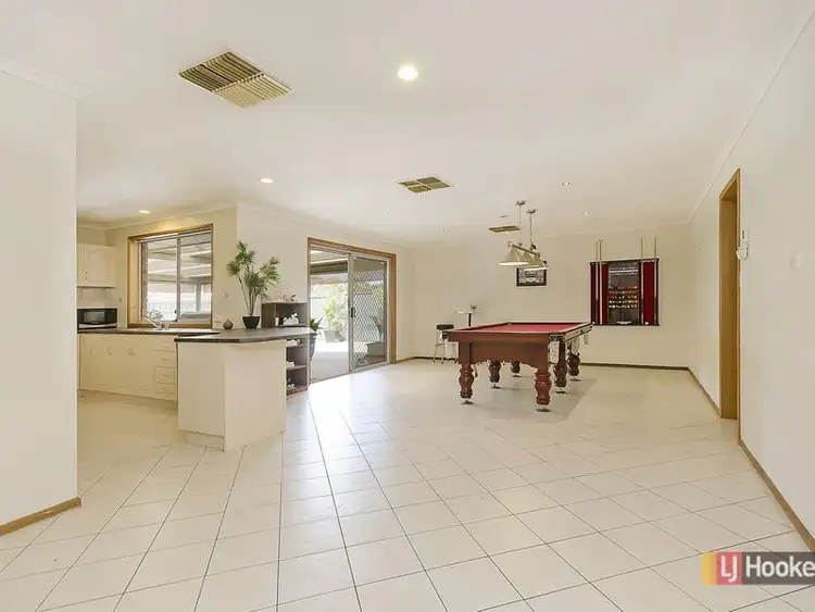 Fifth view of Homely house listing, 2 Casanor Crescent, Paralowie SA 5108