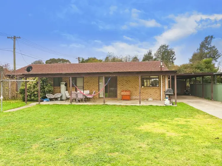 Fourth view of Homely house listing, 5 Fallins Place, Monash ACT 2904