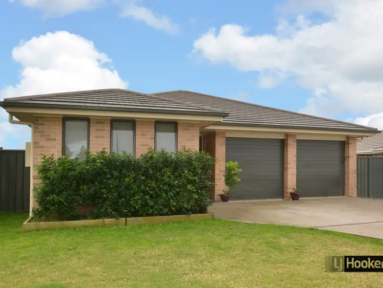 27 Niven Parade, Rutherford NSW 2320