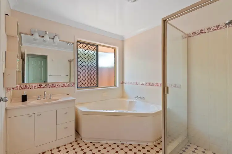 Sixth view of Homely house listing, 2 Belmond Court, Glenvale QLD 4350