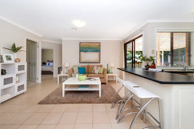 Fifth view of Homely house listing, 10 Budden Crescent, Theodore ACT 2905