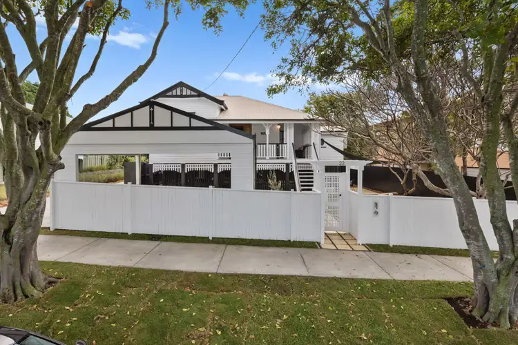 24 Sixth Avenue, Kedron QLD 4031