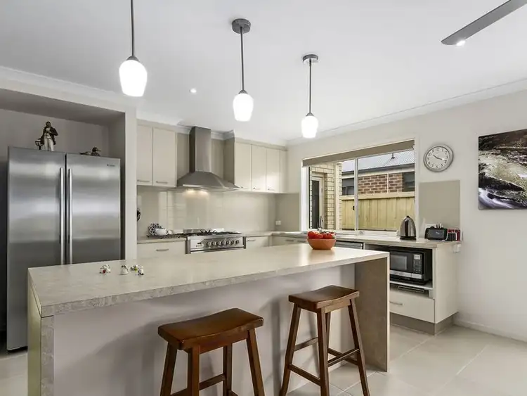 Second view of Homely house listing, 5 Peppercorn Close, Sale VIC 3850