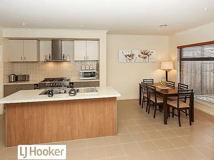 Fifth view of Homely townhouse listing, 9 Durer Walk, Mernda VIC 3754
