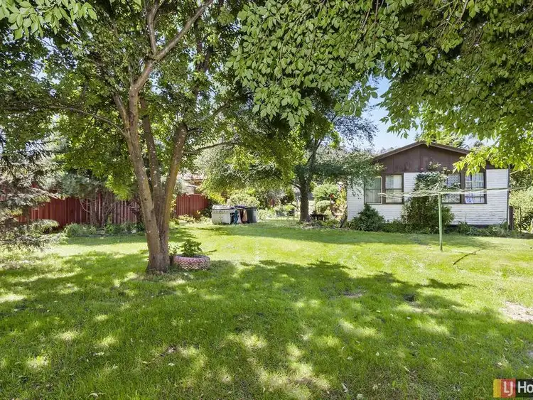79 Foxlow Street, Captains Flat NSW 2623