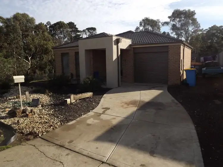 28 Chloe Drive, Broadford VIC 3658