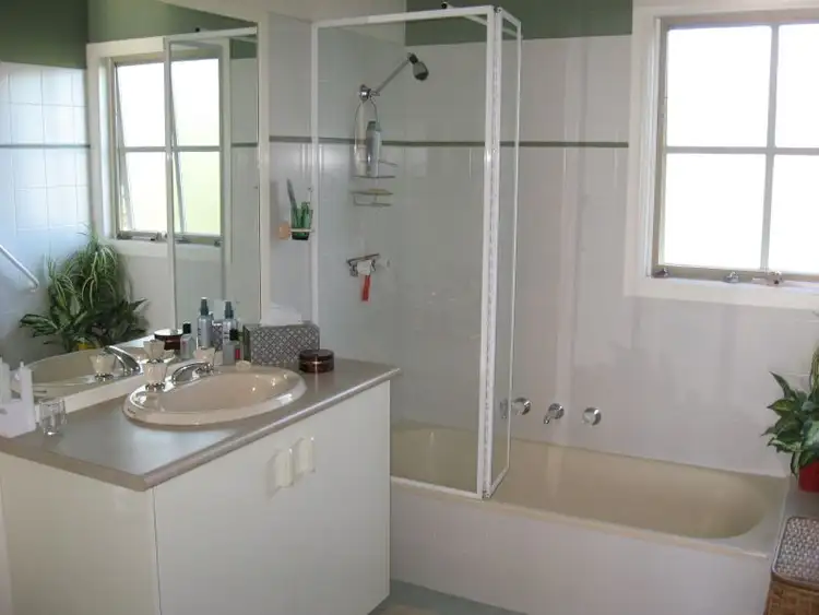 Third view of Homely house listing, 21 Harnham Drive, Bairnsdale VIC 3875