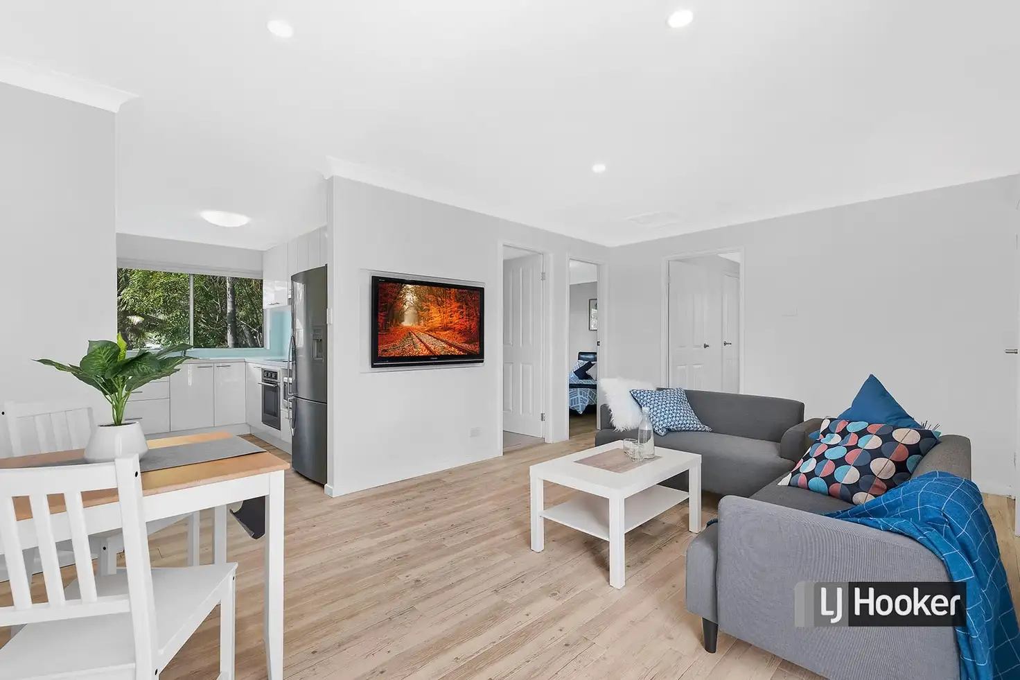 Main view of Homely unit listing, 8/10-12 Bias Avenue, Bateau Bay NSW 2261