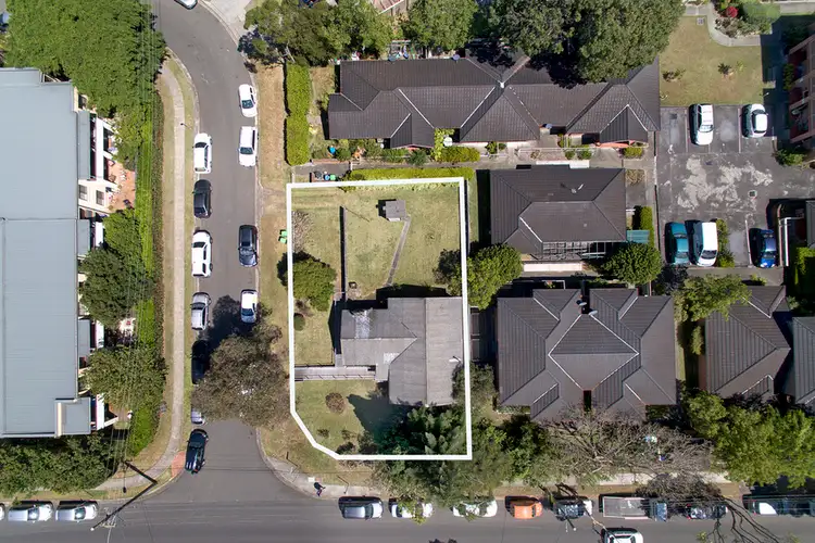 43 Old Pittwater Road, Brookvale NSW 2100