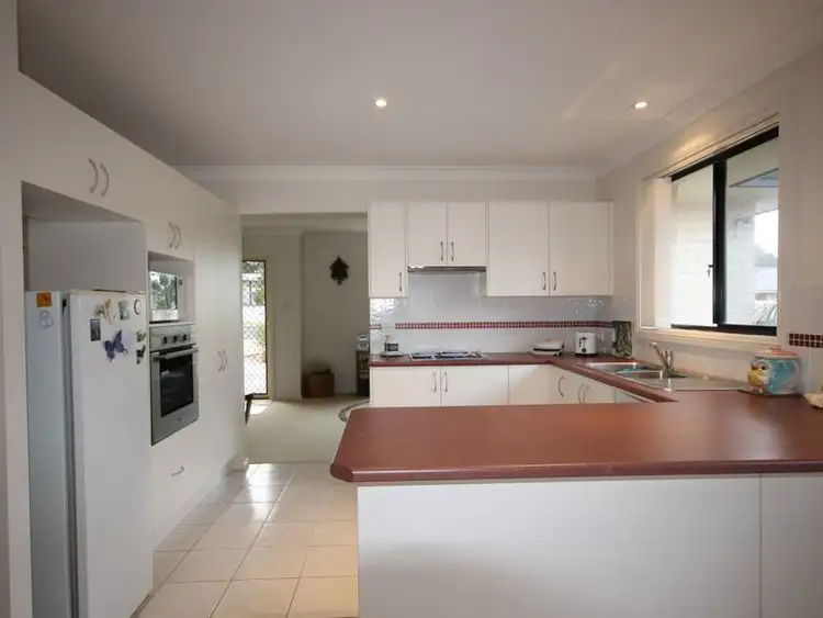 Third view of Homely villa listing, 2/29 Capeland Avenue, Sanctuary Point NSW 2540