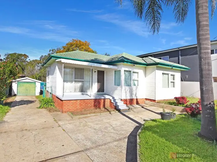 2 Kerrie Street, Woodpark NSW 2164