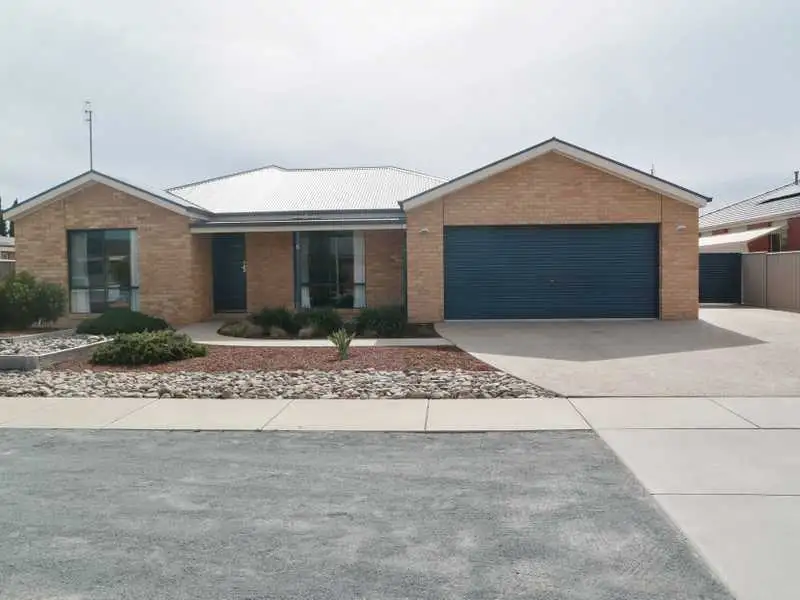 Main view of Homely house listing, 5 McLachlan Road, Echuca VIC 3564
