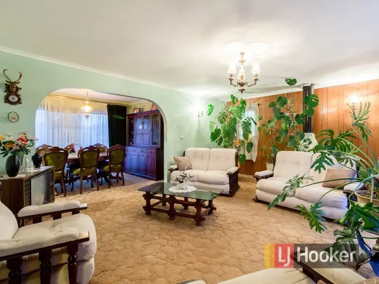 Third view of Homely house listing, 8 Viminalis Court, Endeavour Hills VIC 3802
