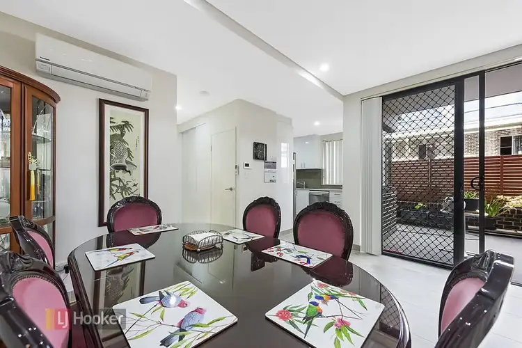 Fourth view of Homely apartment listing, Apartment 3/3-5 Linden Street, Toongabbie NSW 2146