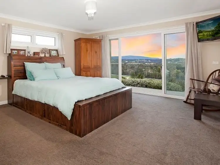 Fifth view of Homely house listing, 89 Siena Way, Hidden Valley VIC 3756