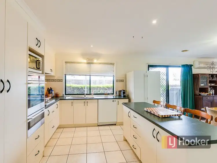 Seventh view of Homely house listing, 11 Alsace Avenue, Hoppers Crossing VIC 3029