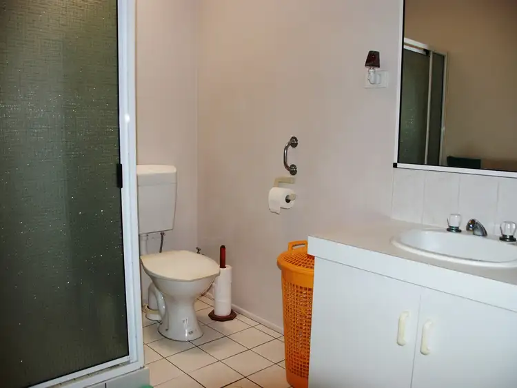 Sixth view of Homely unit listing, 2/393 Bridge Road, Mackay QLD 4740