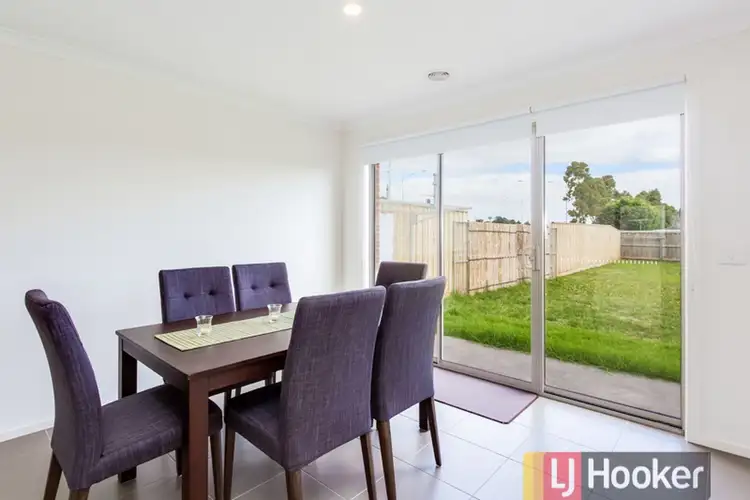 Sixth view of Homely house listing, 11 Hawkshead Place, Cranbourne North VIC 3977