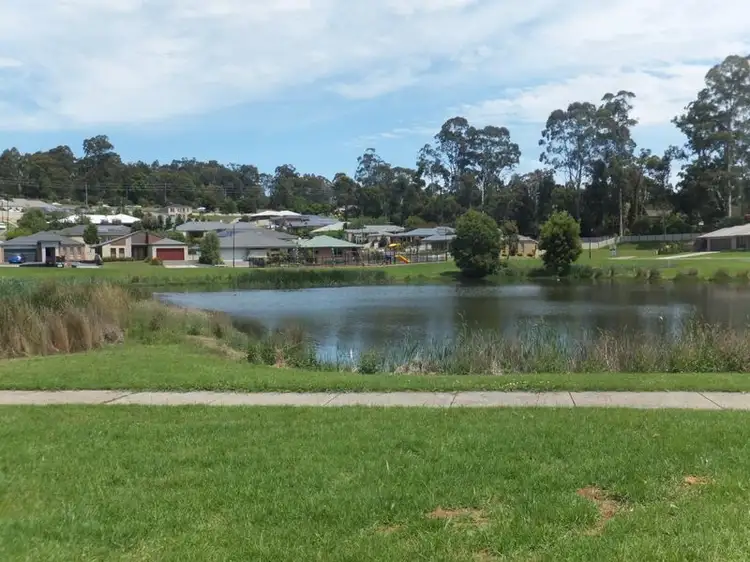 Third view of Homely land listing, 6 Waterford Court, Drouin VIC 3818