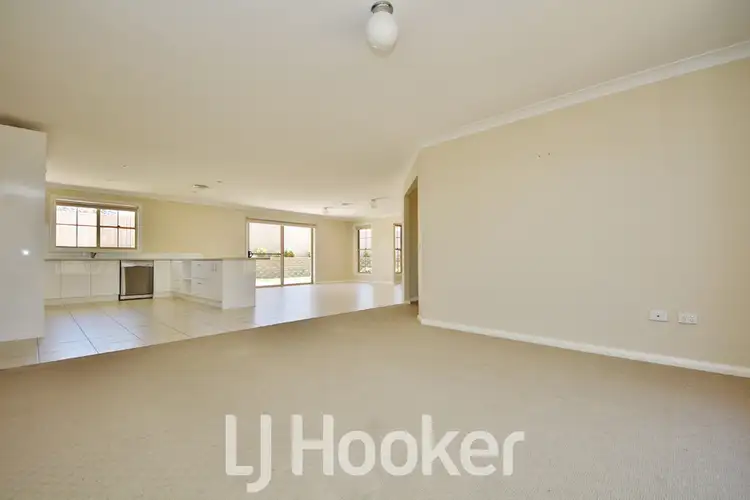 Fifth view of Homely house listing, 2 She Oak Close, Kelso NSW 2795