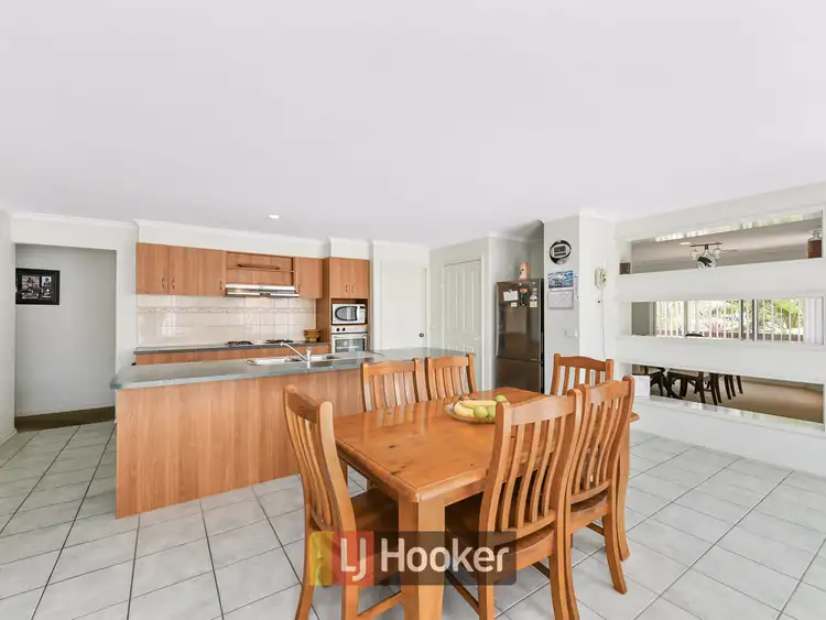 Sixth view of Homely house listing, 28 Grice Quadrant, Pakenham VIC 3810