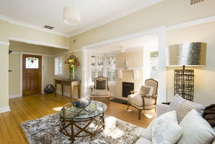 Sixth view of Homely house listing, 127 Eastern Valley Way, Castlecrag NSW 2068