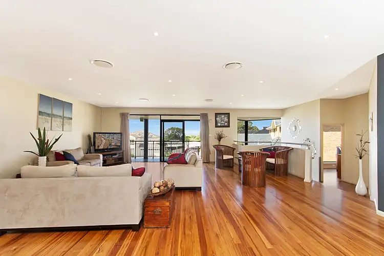 Fifth view of Homely house listing, 10 Sandy View Court, Belmont North NSW 2280