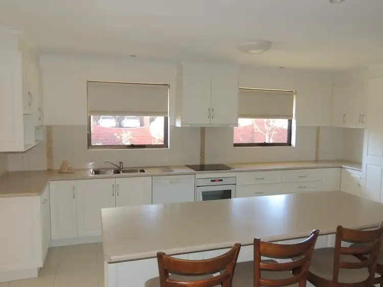 Fourth view of Homely house listing, 10 Cobham Avenue, Swan Hill VIC 3585