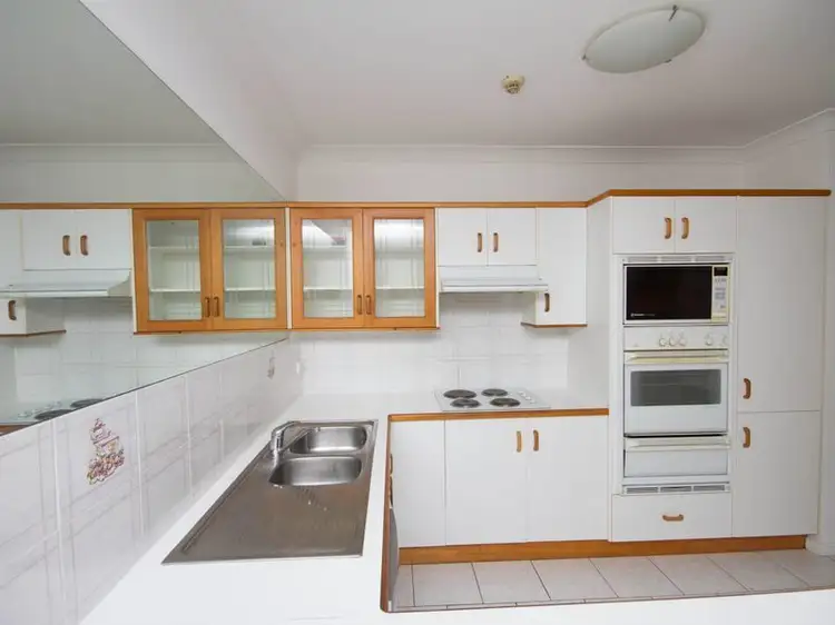 Fourth view of Homely unit listing, 16/234 Shafston Avenue, Kangaroo Point QLD 4169