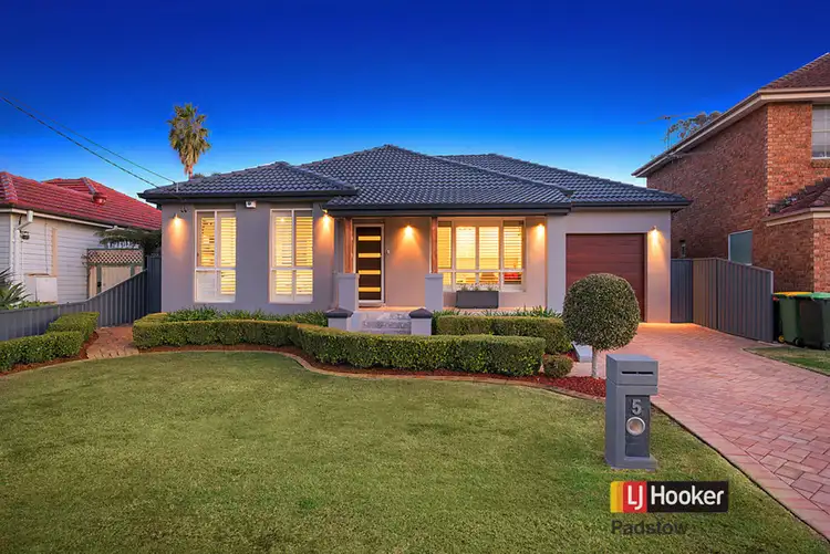 5 Seidel Avenue, Picnic Point NSW 2213