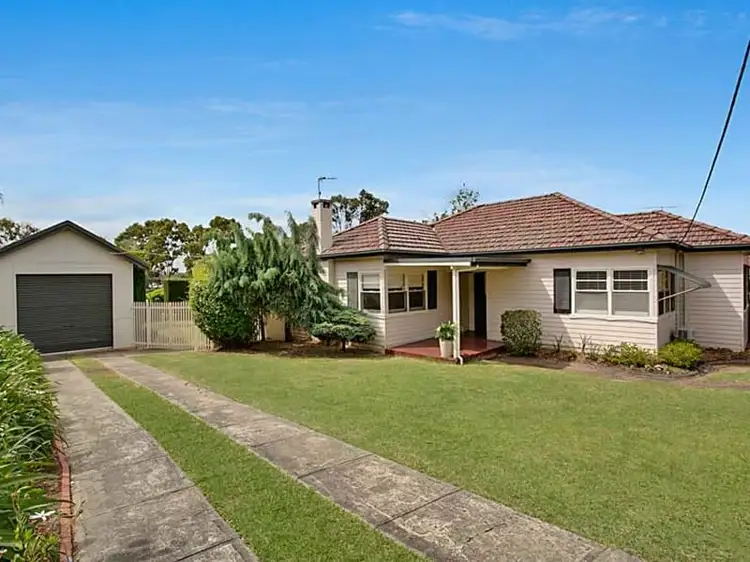 6 Murrandah Avenue, Camden NSW 2570