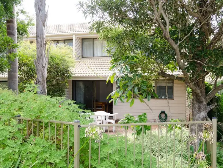 7/2 Massey Street, Broulee NSW 2537