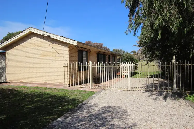 8 Dunstan Street, Aldinga Beach SA 5173