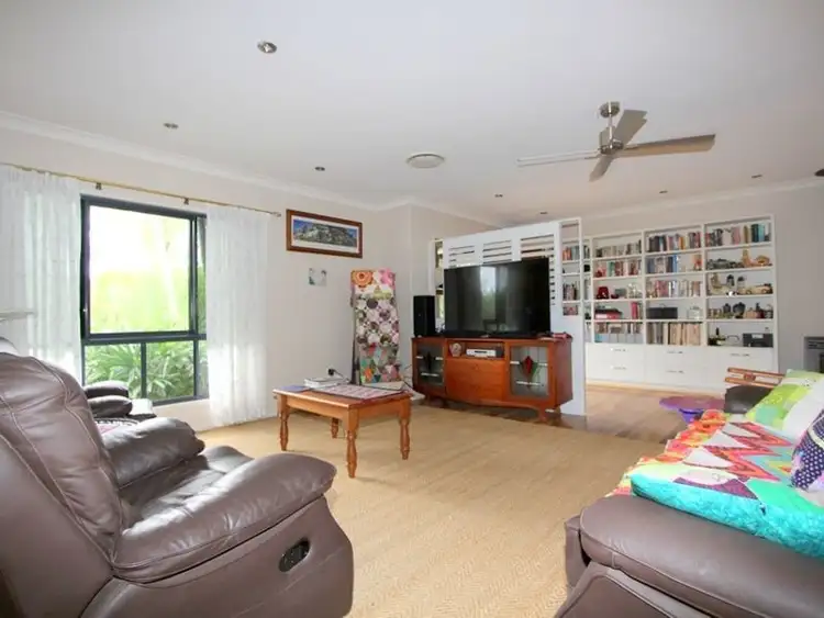Sixth view of Homely house listing, 1 Russlayton Drive, Emerald QLD 4720