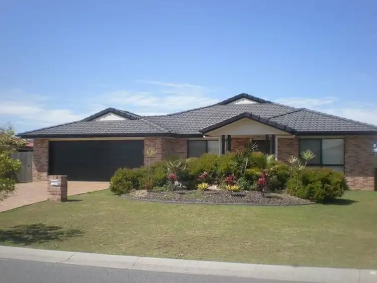17 Gecko Place, Ningi QLD 4511