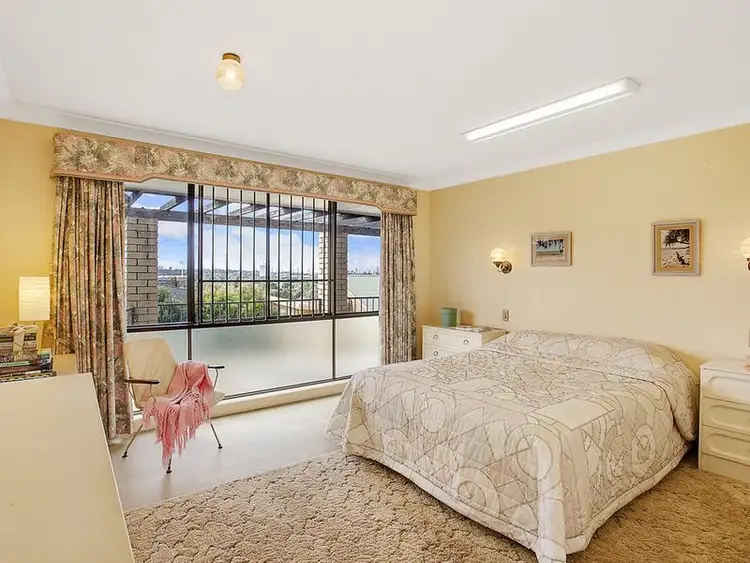 Fifth view of Homely house listing, 19 Summit Crescent, Carrara QLD 4211