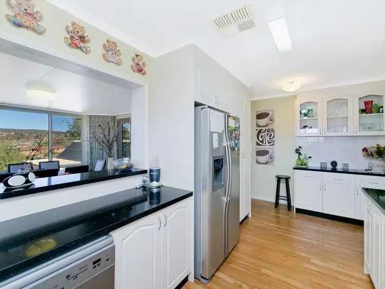 Sixth view of Homely house listing, 6 Wilgabar Way, Queanbeyan NSW 2620