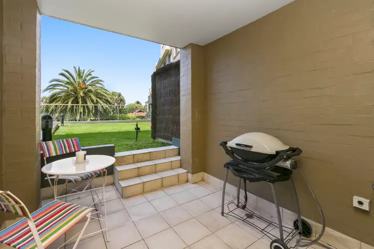 Second view of Homely studio listing, 205/168 Queenscliff Road, Queenscliff NSW 2096