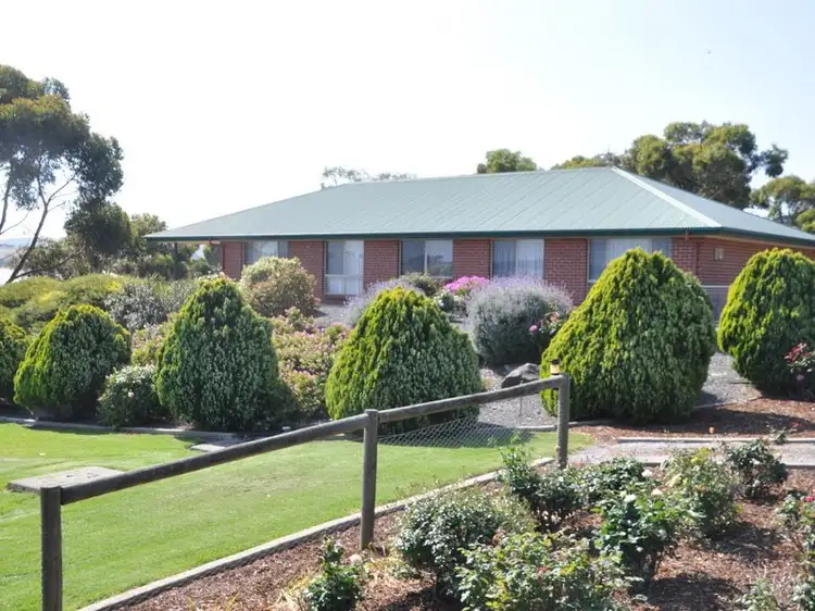 7 Shetland Crt, Hindmarsh Valley SA 5211