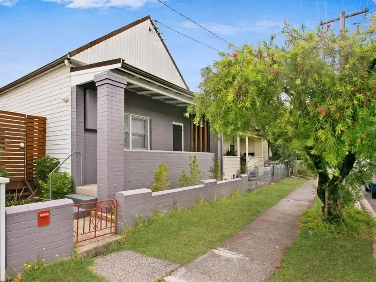 Main view of Homely house listing, 113 Lindsay Street, Hamilton NSW 2303