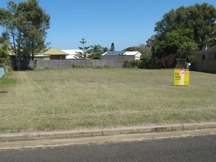 24 Moore Street, Elliott Heads QLD 4670