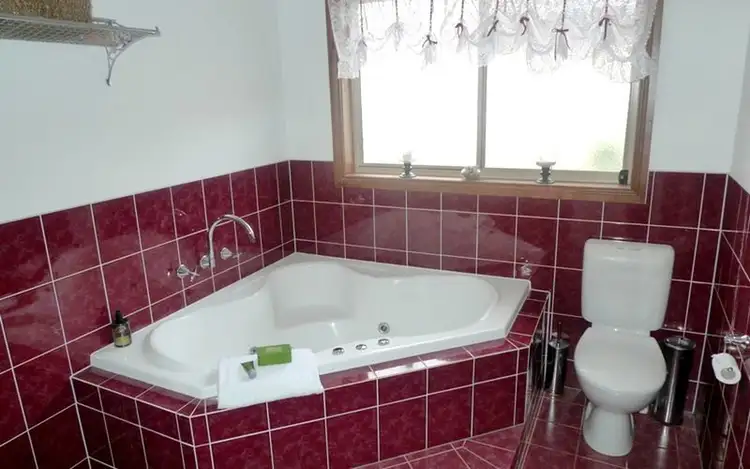 Seventh view of Homely house listing, 3 Devlin Court, Thurgoona NSW 2640