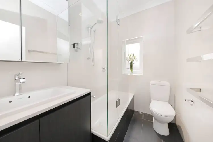 Sixth view of Homely apartment listing, 3/42 Beach Road, Bondi Beach NSW 2026