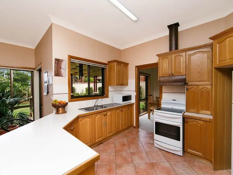Sixth view of Homely house listing, 86 Crest Park Parade, Queanbeyan NSW 2620
