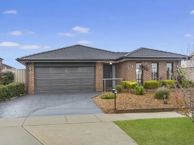 21 Lauricella  Drive, Wallan VIC 3756