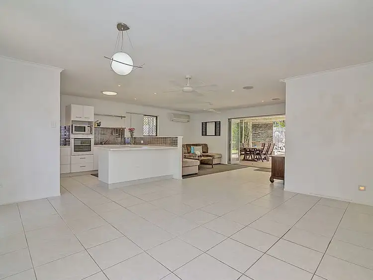 Fourth view of Homely house listing, 8 Parkview Crescent, Shailer Park QLD 4128