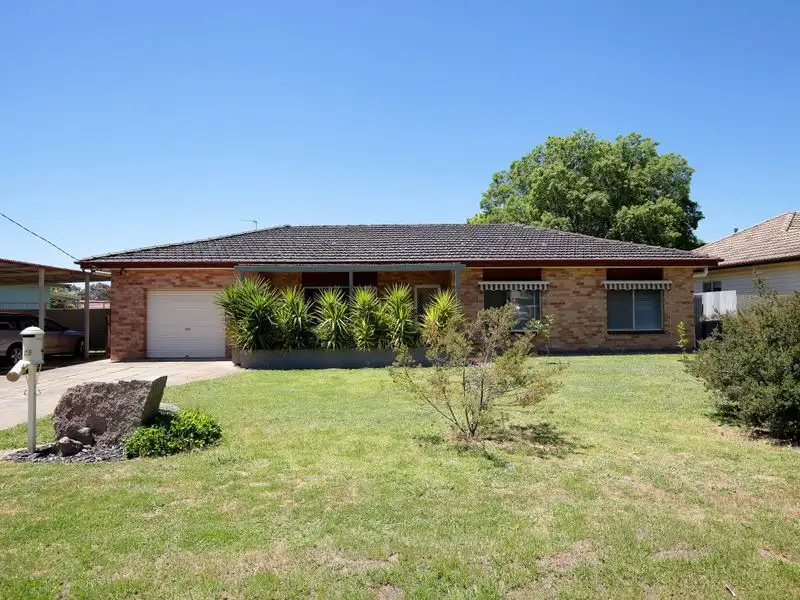 Main view of Homely house listing, 25 Inglis Street, Lake Albert NSW 2650