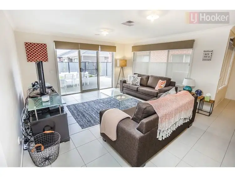 Second view of Homely house listing, 20 Biltmore Crescent, Roxburgh Park VIC 3064